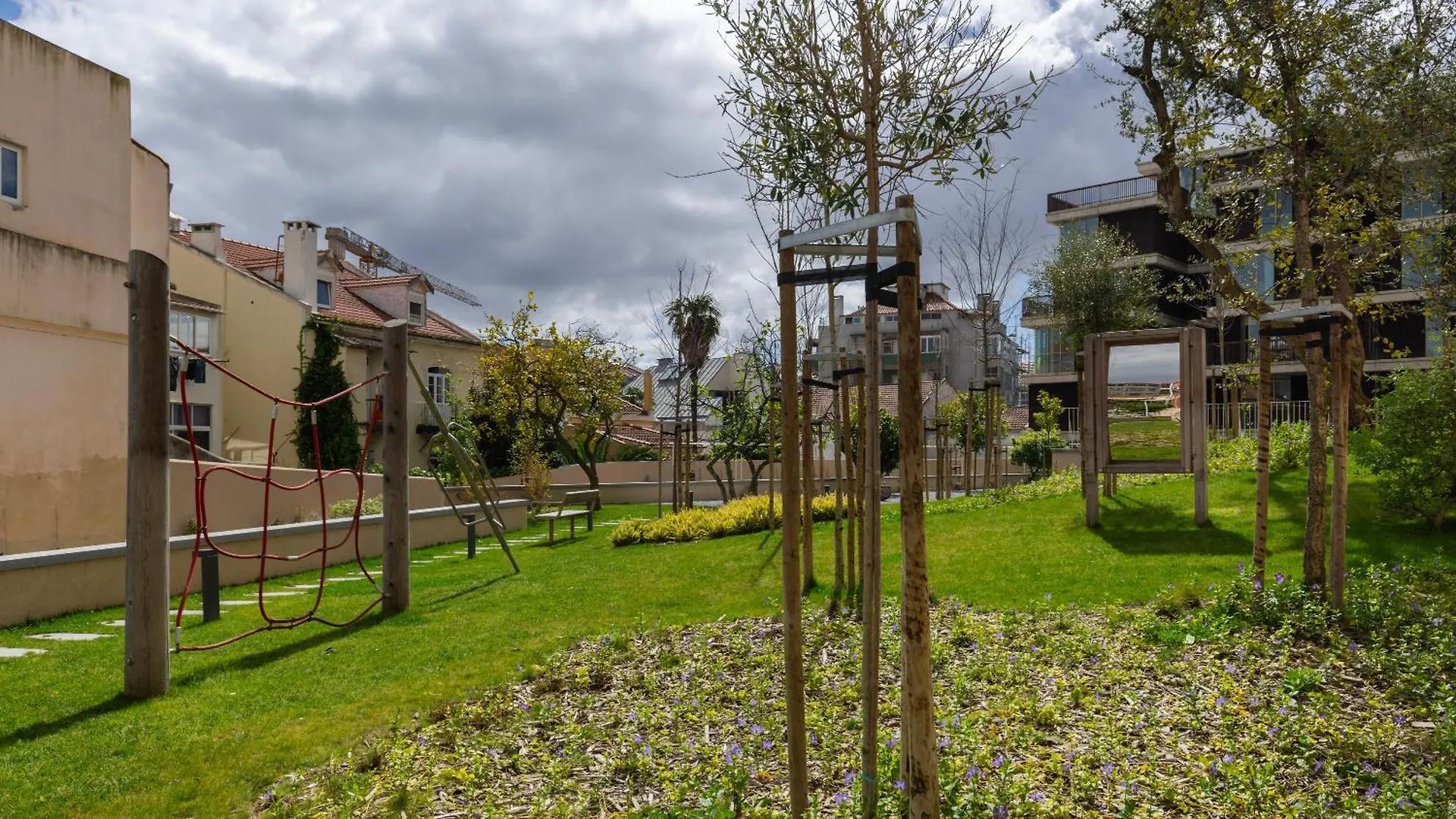 Jardins Da Gloria Charming Living By Lovelystay Lisbon