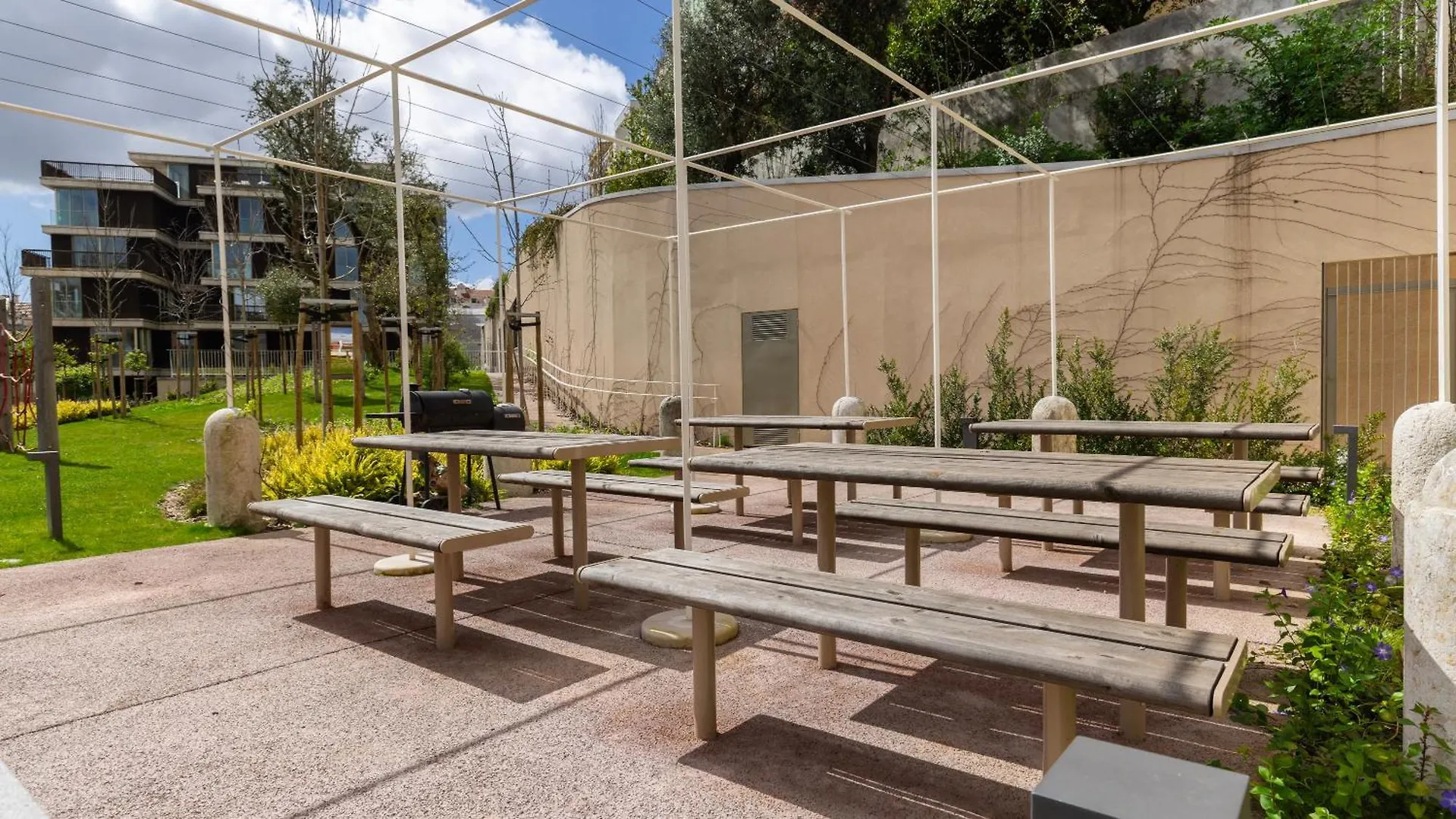 Jardins Da Gloria Charming Living By Lovelystay Lisbon 0*,