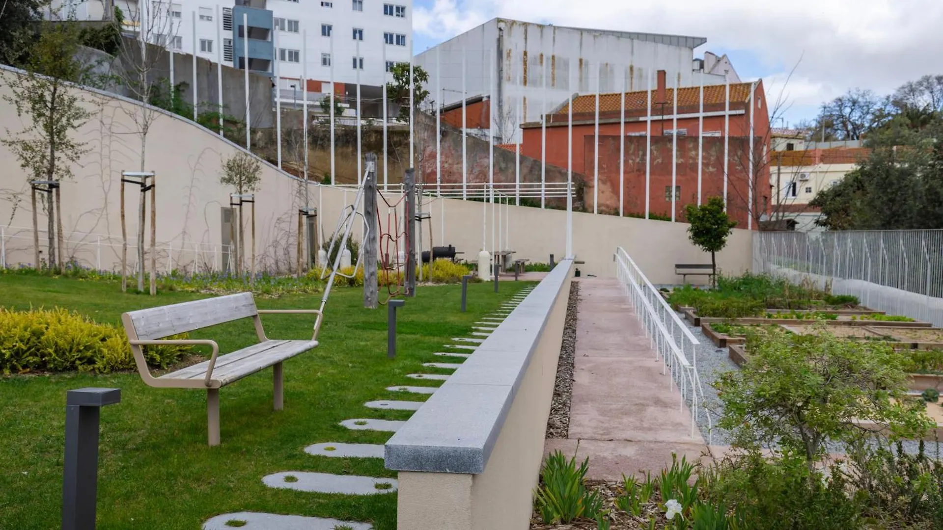 Jardins Da Gloria Charming Living By Lovelystay Lisbon