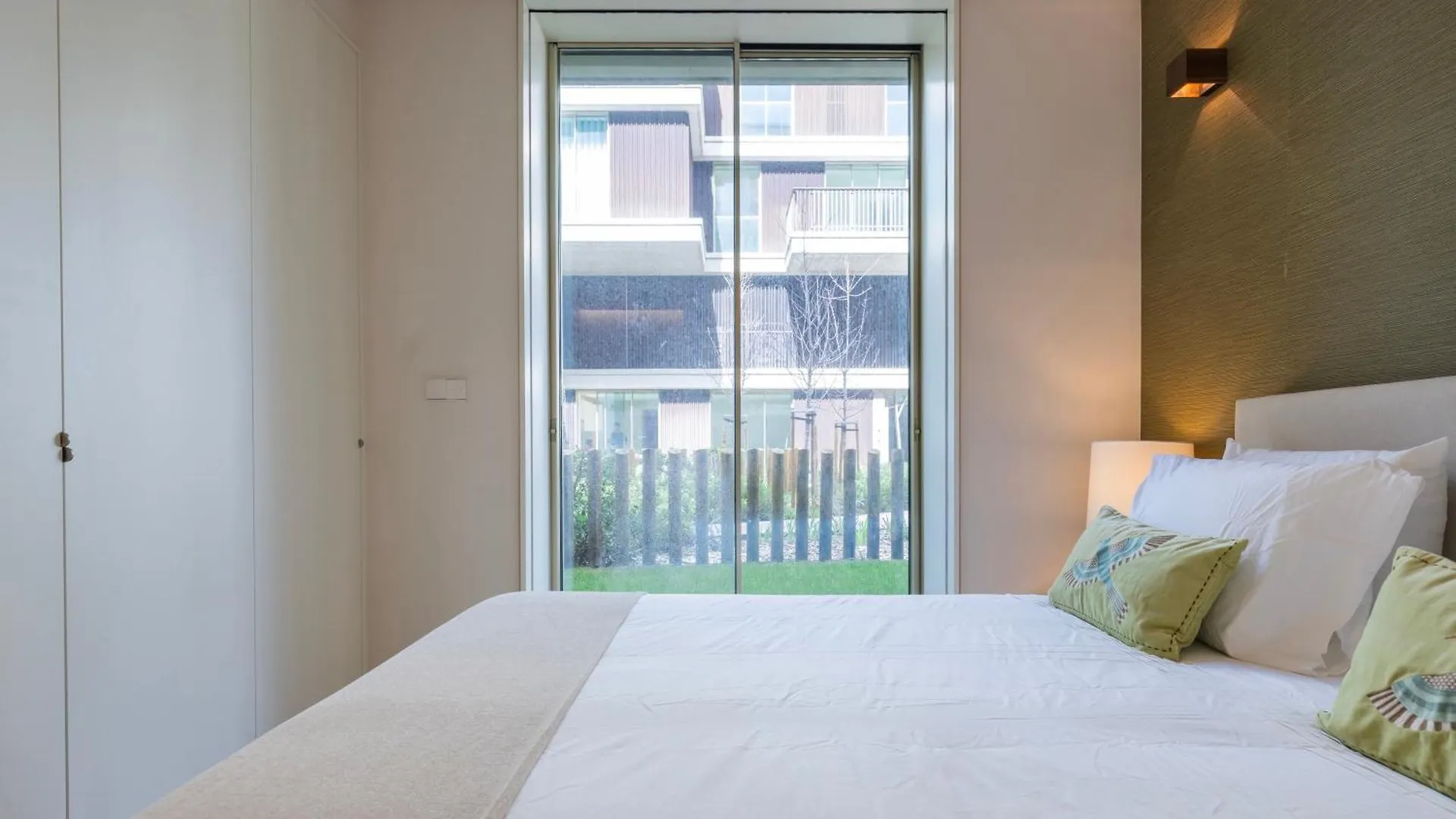 Jardins Da Gloria Charming Living By Lovelystay Lisbon 0*,  Portugal