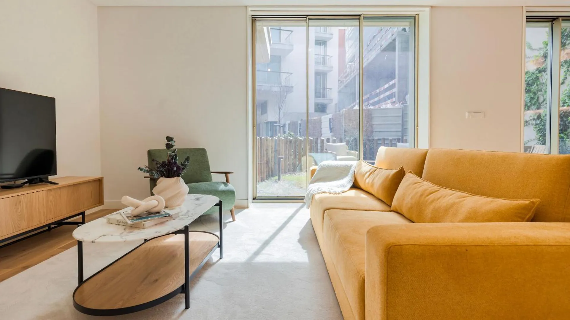 Jardins Da Gloria Charming Living By Lovelystay Lisbon 0*,  Portugal