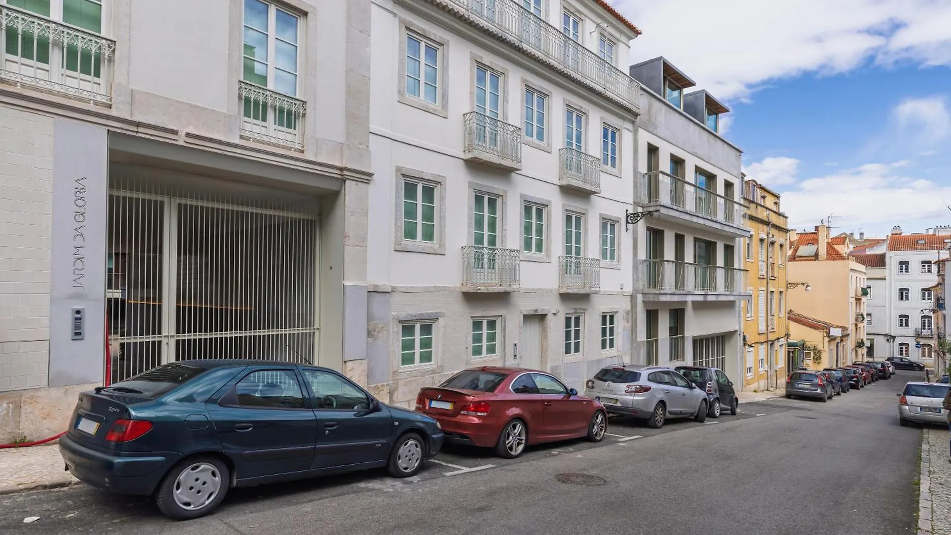 Jardins Da Gloria Charming Living By Lovelystay Lisbon