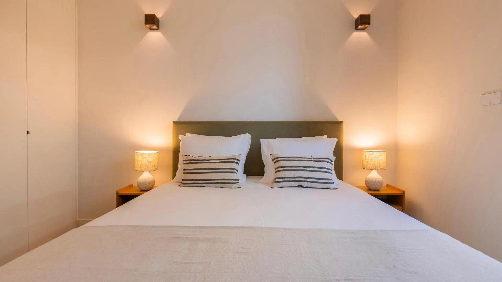 Apartment Jardins Da Gloria Charming Living By Lovelystay Lisbon