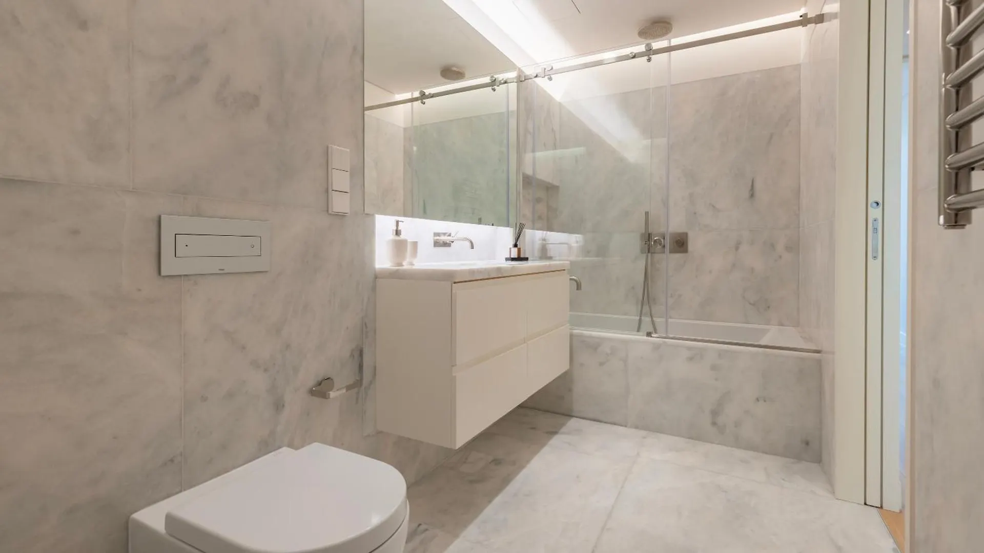 Jardins Da Gloria Charming Living By Lovelystay Lisbon