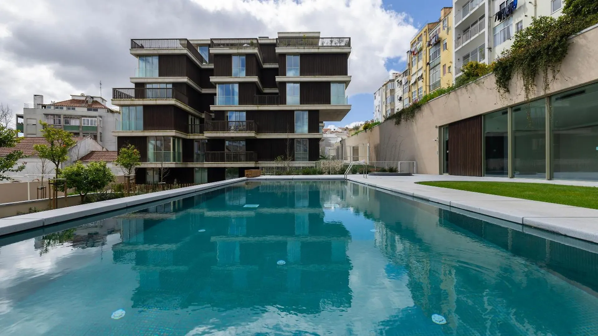 Apartment Jardins Da Gloria Charming Living By Lovelystay Lisbon Portugal
